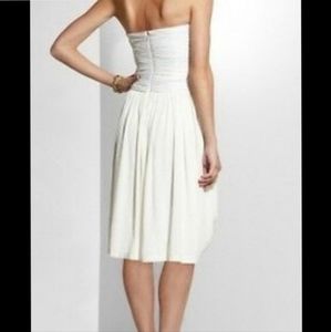 BCBGMAXAZRIA WHITEJERSEY PLEATED DRAPEDSTRAPLESS ACJGG7O7